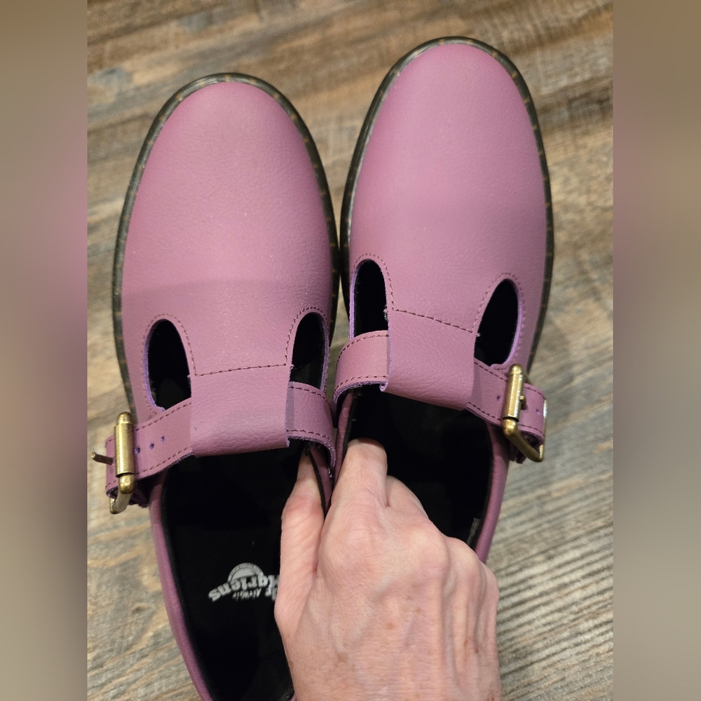 Dr. Martens Pink Leather Women's Shoes - Picture 3 of 9